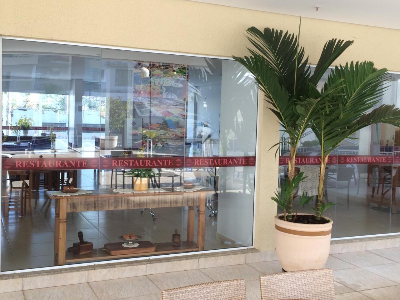 Residencial Casa Da Madeira Apartment Caldas Novas Ngoại thất bức ảnh